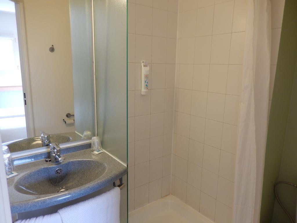 Ibis Budget Pau Est Kamer foto