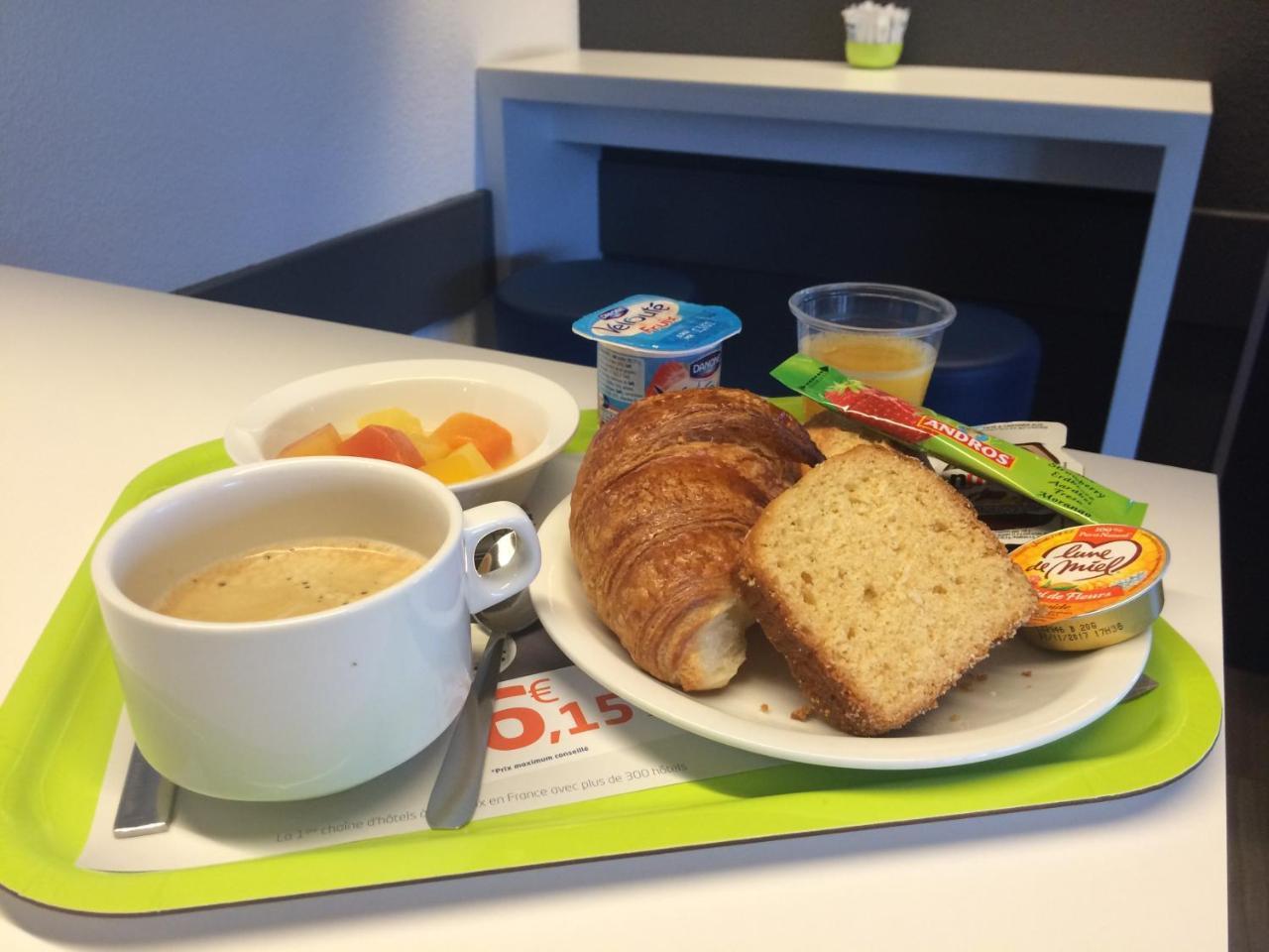 Ibis Budget Pau Est Buitenkant foto