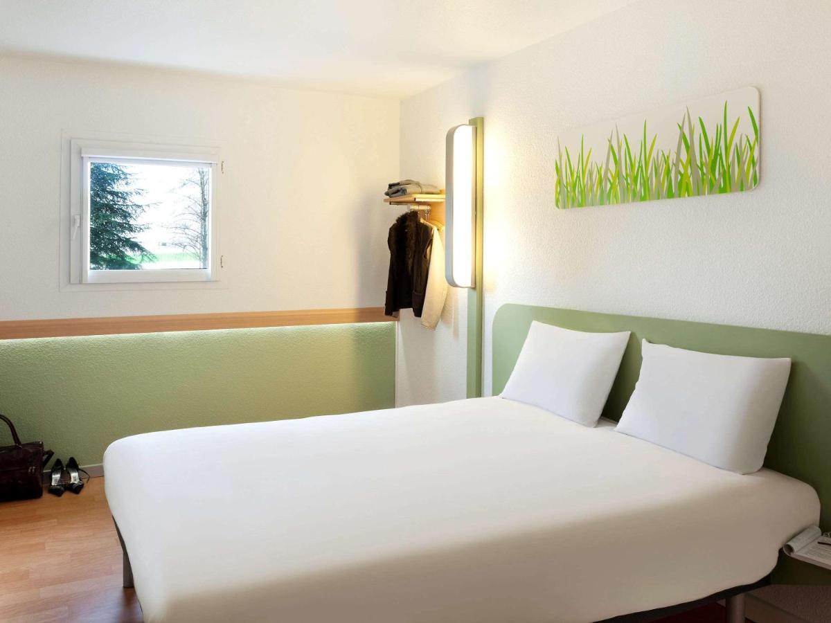 Ibis Budget Pau Est Buitenkant foto
