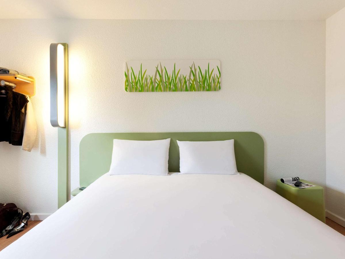 Ibis Budget Pau Est Buitenkant foto
